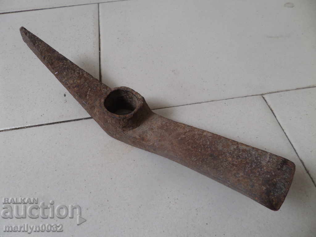 Old forged pigeon, pick, instrument - 7 Old forged pigeon, pick, instrument - 7