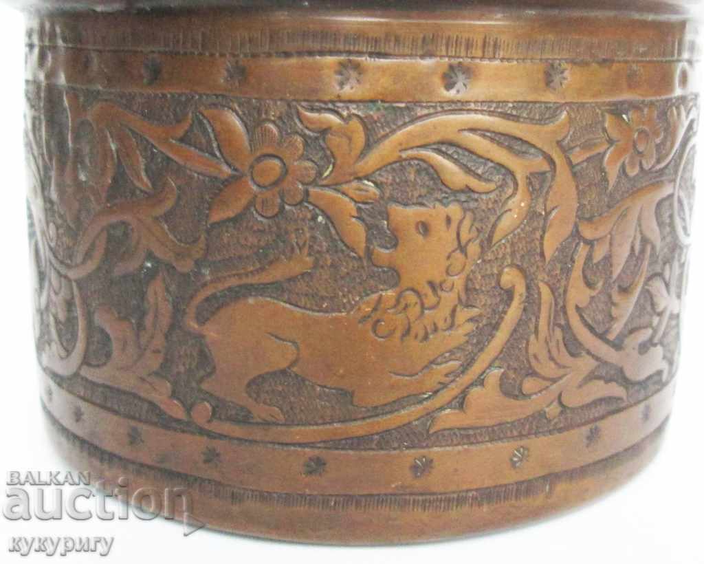 Unique old Renaissance forked honey pot bakery with price 1000.00 BGN | € 511.29