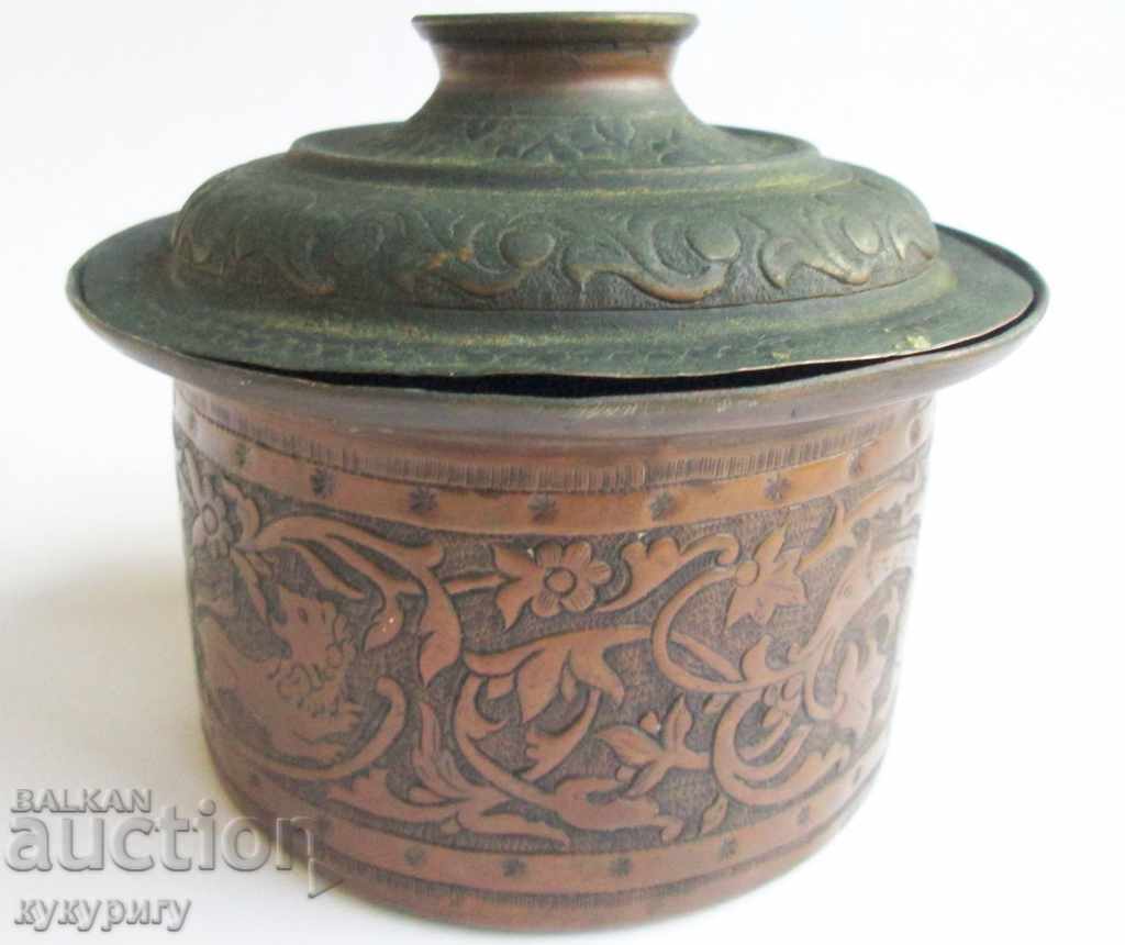 Unique old Renaissance forked honey pot bakery - 5