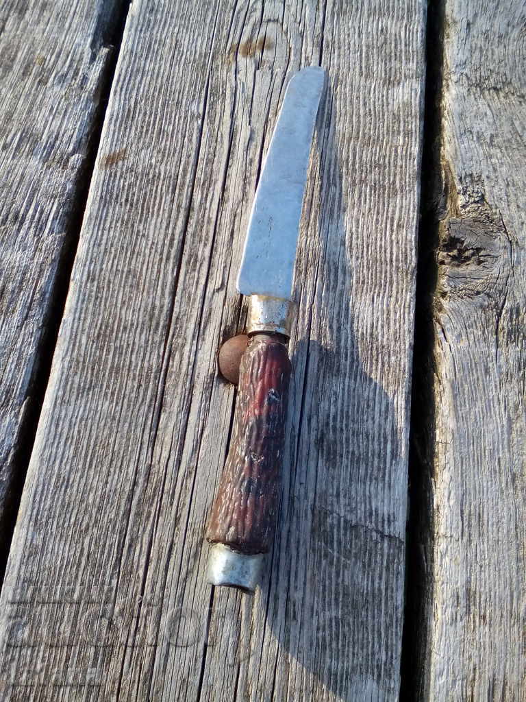 Knife, knife with price 10.00 BGN | € 5.11 Knife, knife with price 10.00 BGN | € 5.11