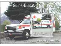 Чист  блок  Автомобил Червен Кръст  2001 от Гвинея - Бисау
