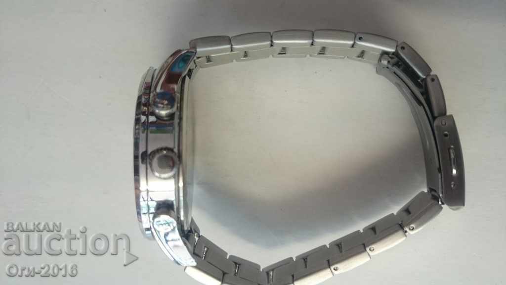 Delivery of Time Piece Clock