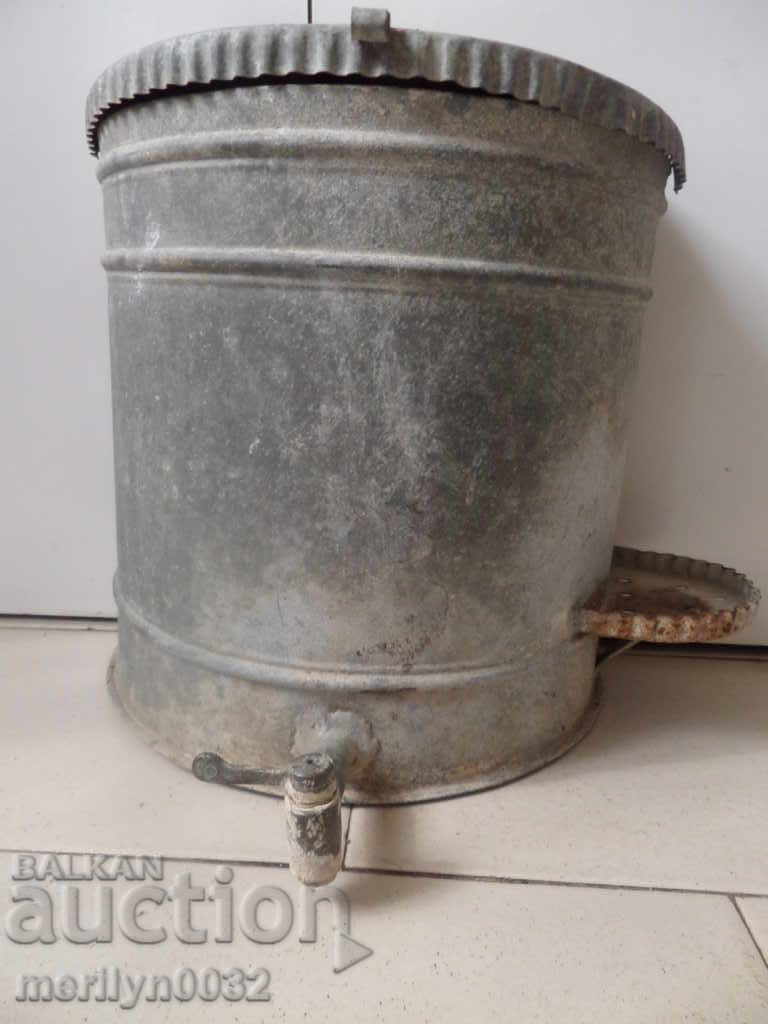 Νεροχύτη, νιπτήρα αγροτικές, rezorvoar νερό με τιμή 51.00 BGN | € 26.08 Νεροχύτη, νιπτήρα αγροτικές, rezorvoar νερό με τιμή 51.00 BGN | € 26.08