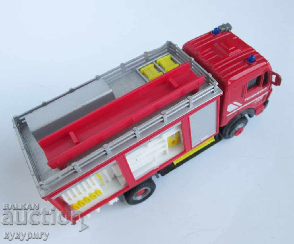 Plastic Small Model Model Fire Truck Germany with price 30.00 BGN | € 15.34
