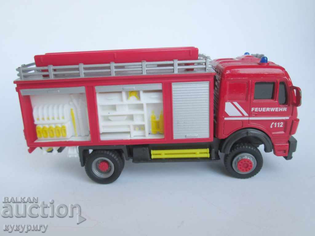Plastic Small Model Model Fire Truck Germany - 7