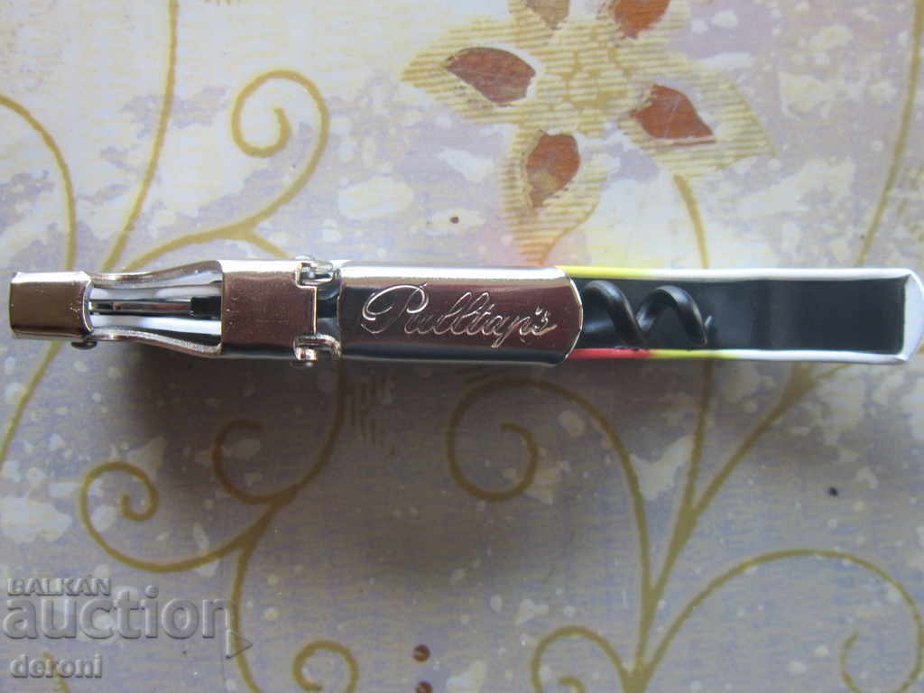 Delivery of Unique corkscrew opener blade Jacques Pulltap s