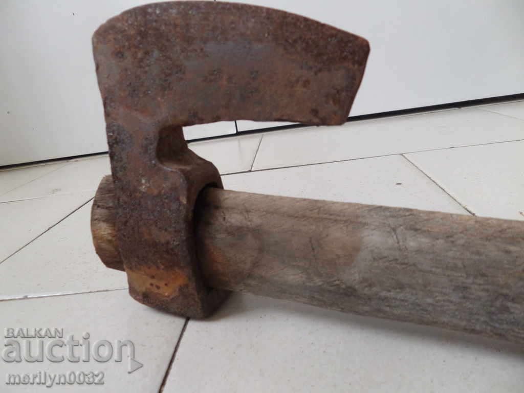 Old ax ax tool wrought iron pole - 5
