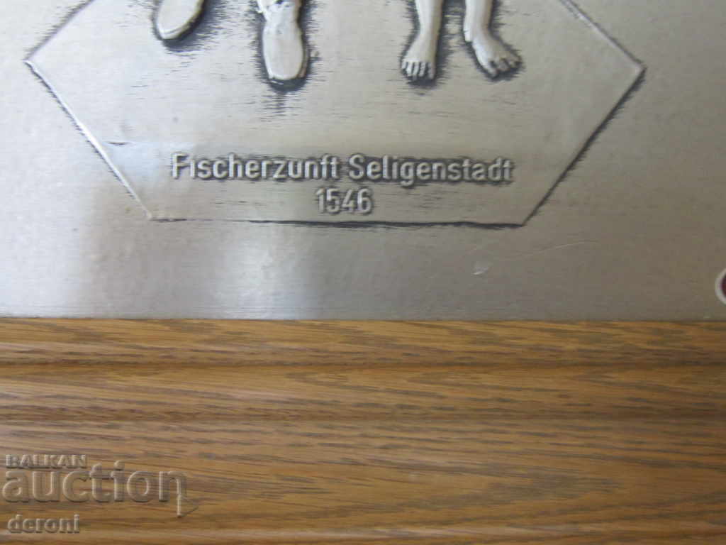 Аукцион Уникална немска калаена картина рибари картина от калай Аукцион Уникална немска калаена картина рибари картина от калай