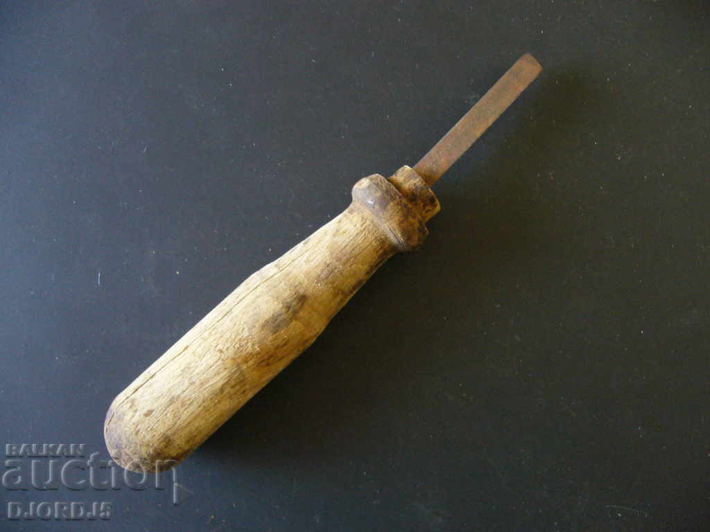 Auction  Old files, wooden handle