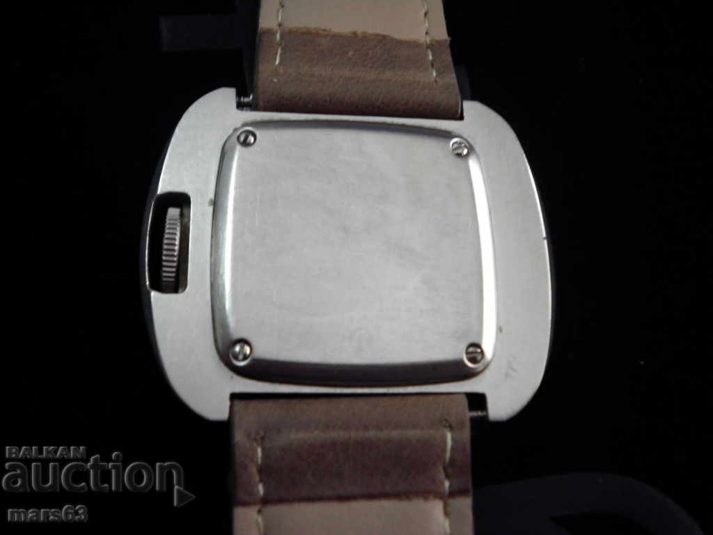 Replay with price 98.00 BGN | € 50.11 Replay with price 98.00 BGN | € 50.11