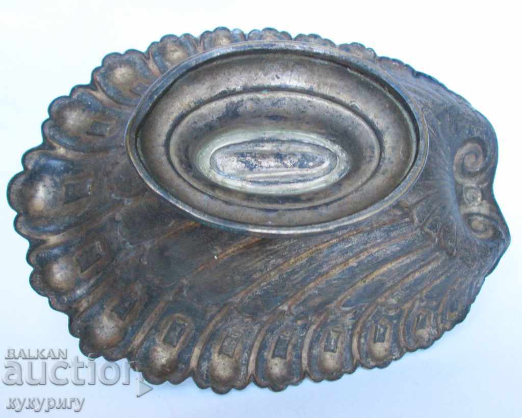 A beautiful antique 19th-century interior - 5 A beautiful antique 19th-century interior - 5