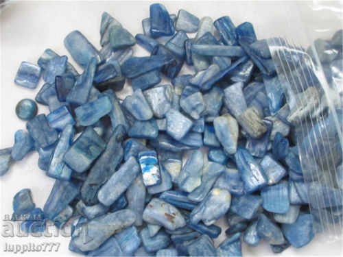 100 grams of cyanite lot with price 69.99 BGN | € 35.79