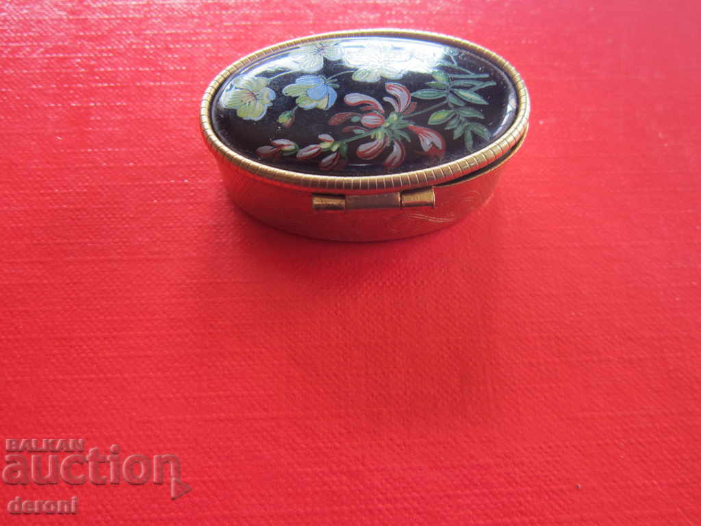 Delivery of Unikalna   bronzova kutiyka kutia za enfie hapcheta 3