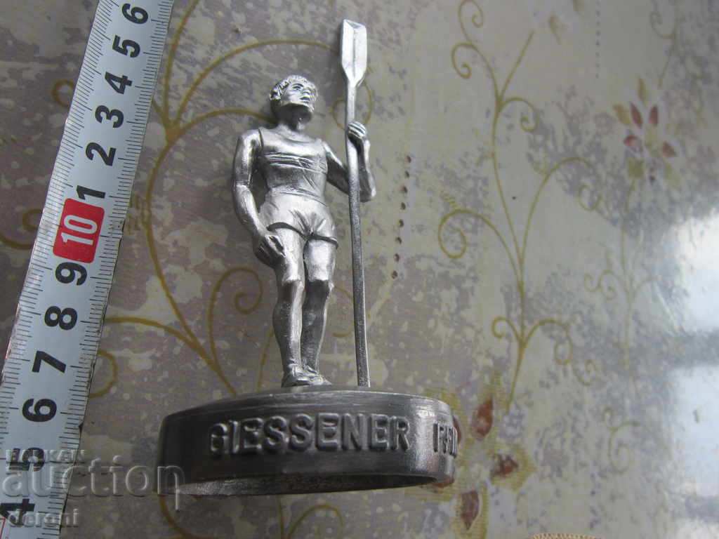 German prize-giving figure for the athlete plasticist with price 120.00 BGN | € 61.36 German prize-giving figure for the athlete plasticist with price 120.00 BGN | € 61.36