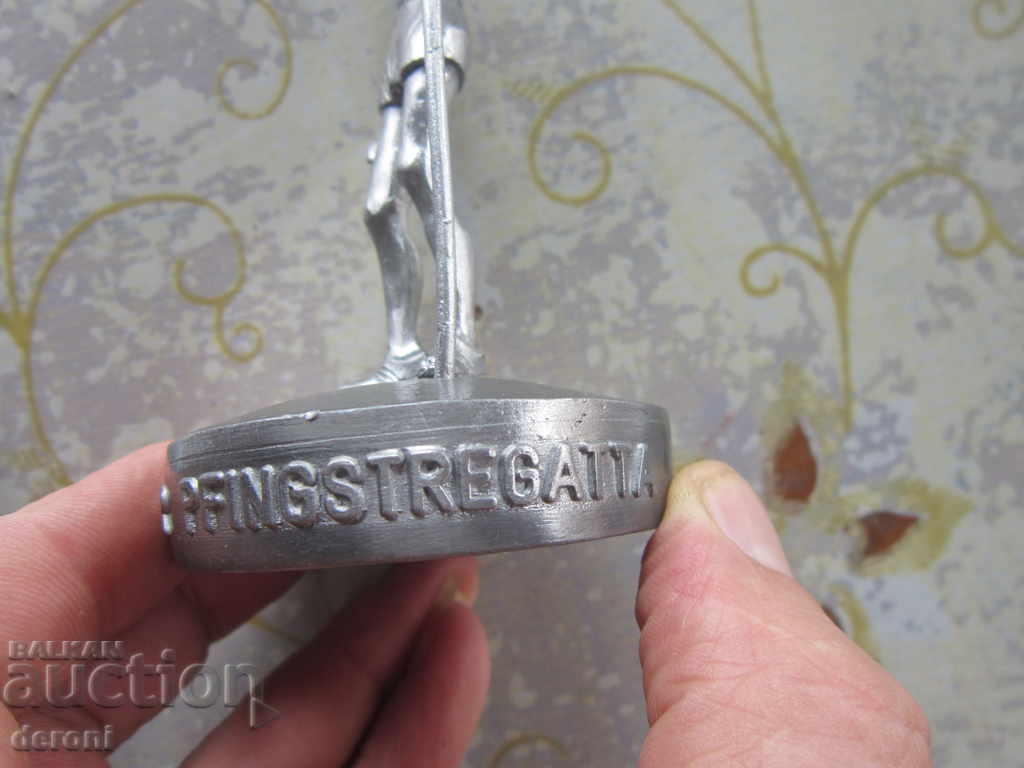 Auction German prize-giving figure for the athlete plasticist Auction German prize-giving figure for the athlete plasticist