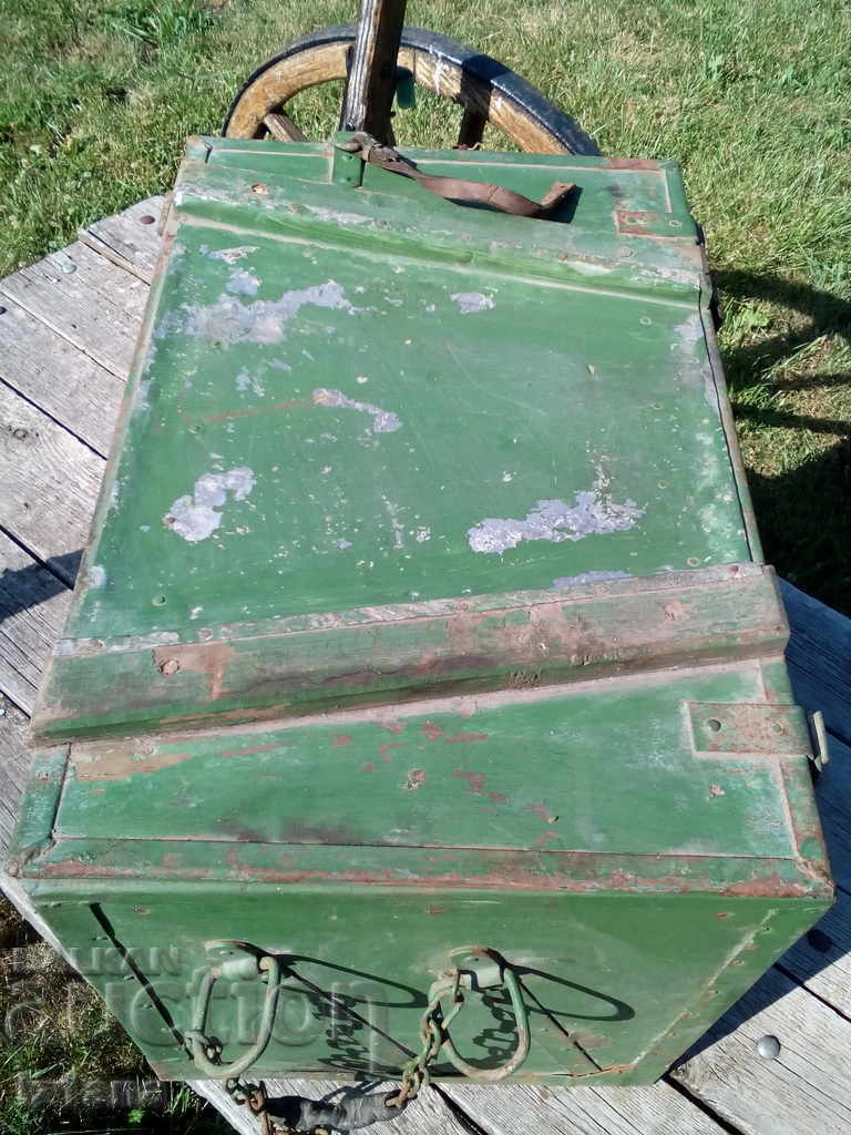 Old chest - 5 Old chest - 5