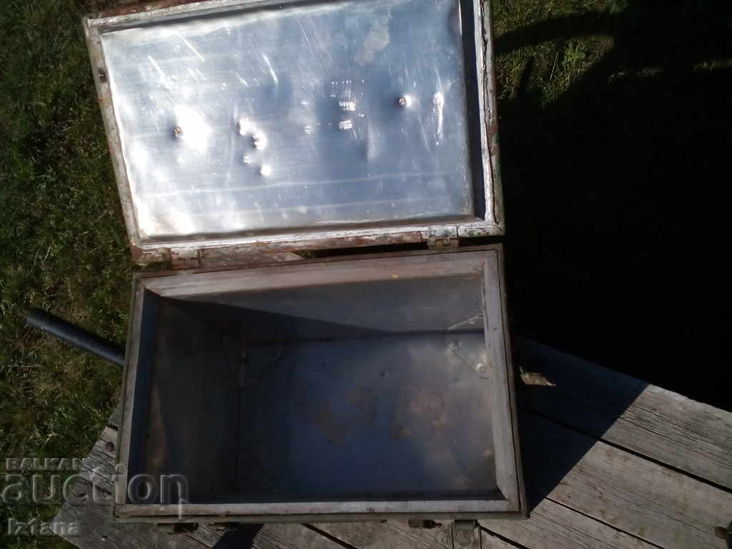 Old chest - 7 Old chest - 7