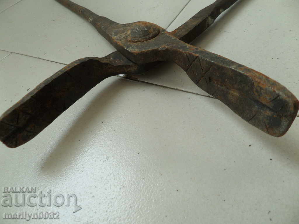 Old forging pliers, wrought iron, wrought iron - 5 Old forging pliers, wrought iron, wrought iron - 5