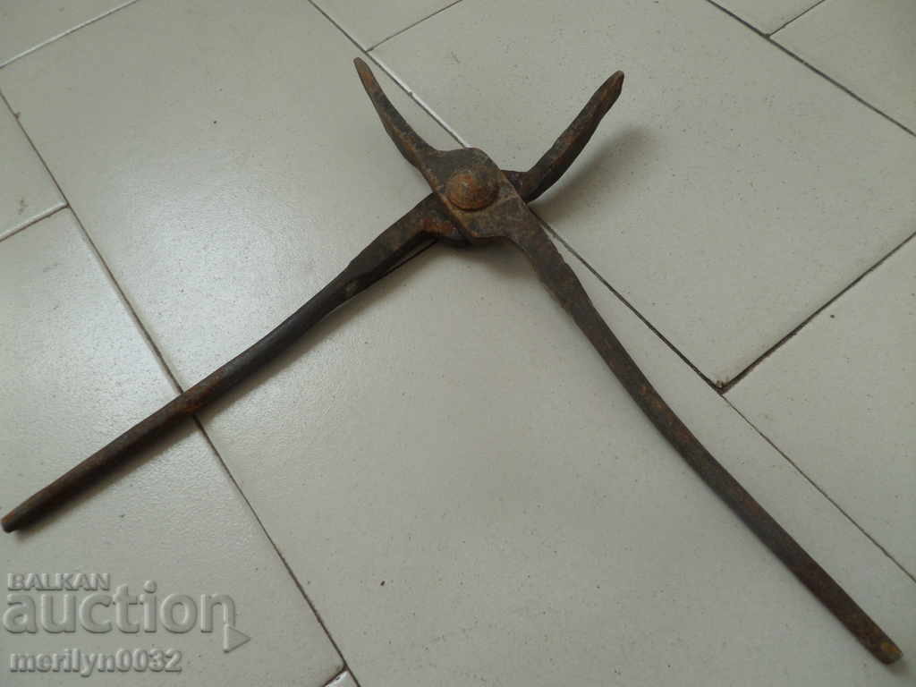 Old forging pliers, wrought iron, wrought iron - 7 Old forging pliers, wrought iron, wrought iron - 7