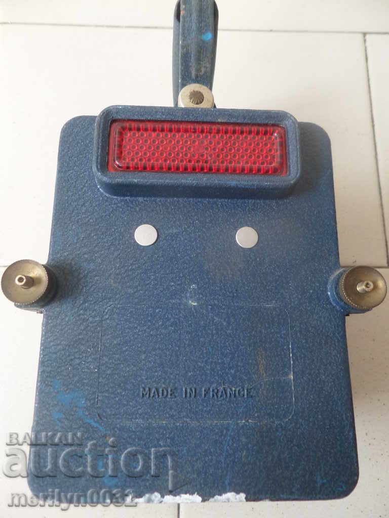 Παλαιό γαλλικό φακό, προβολέας, φανάρι με τιμή 81.00 BGN | € 41.41