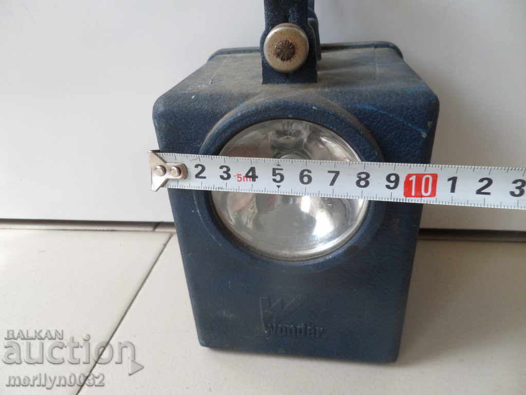 Παράδοση Παλαιό γαλλικό φακό, προβολέας, φανάρι