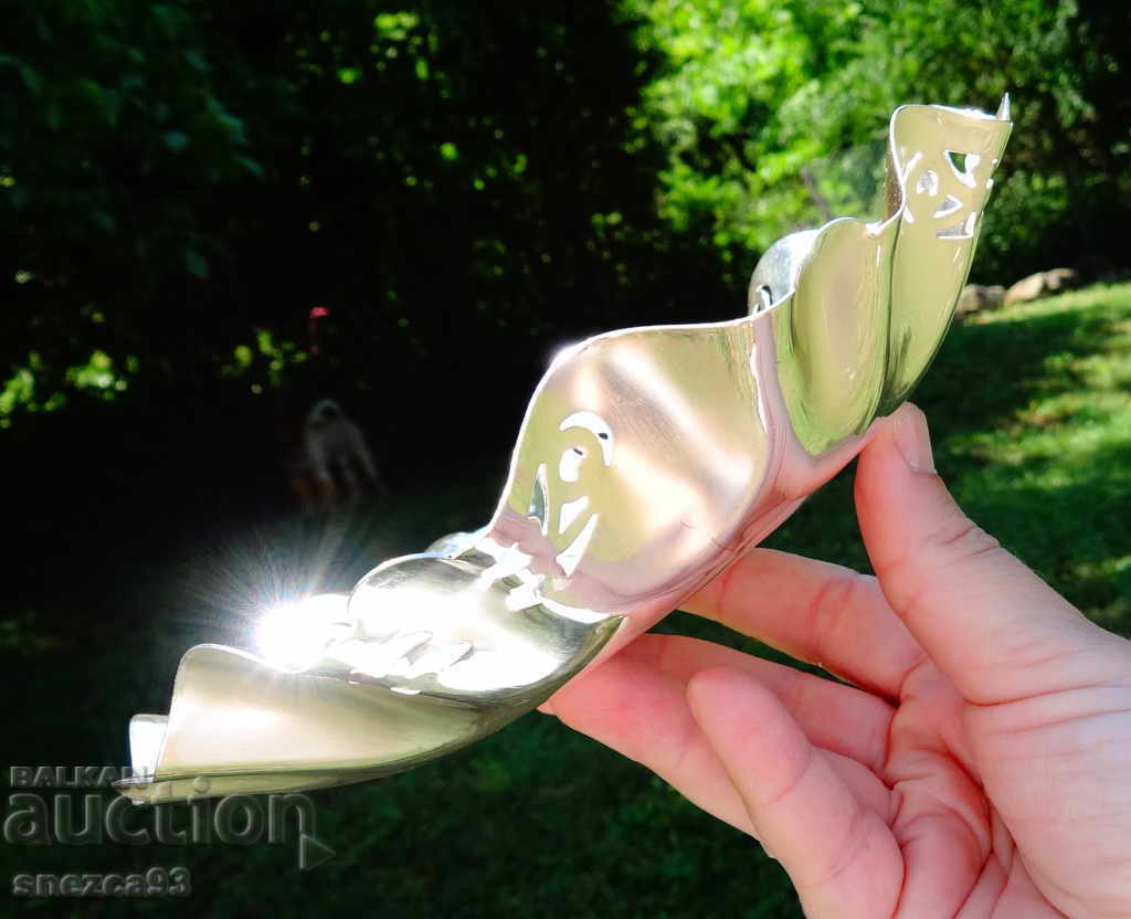 Посребрена бронзова фруктиера BSF. с цена 12.00 лв. | € 6.14 Посребрена бронзова фруктиера BSF. с цена 12.00 лв. | € 6.14