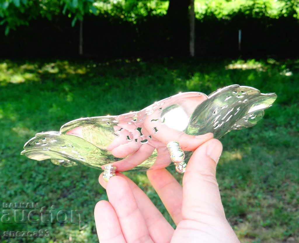 Silver-plated fruit bowl with openwork, marked. with price 19.00 BGN | € 9.71 Silver-plated fruit bowl with openwork, marked. with price 19.00 BGN | € 9.71