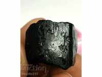minereu mineral turmalina negru