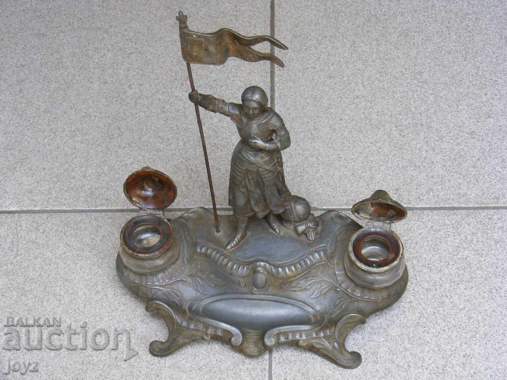 Auction Metal inkwell desk Jeanne d'Arc Auction Metal inkwell desk Jeanne d'Arc