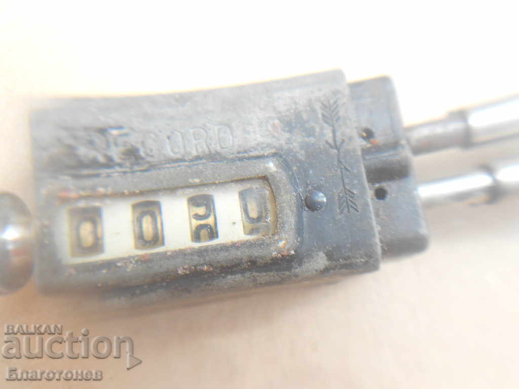 Old machine counter with price 20.00 BGN | € 10.23 Old machine counter with price 20.00 BGN | € 10.23