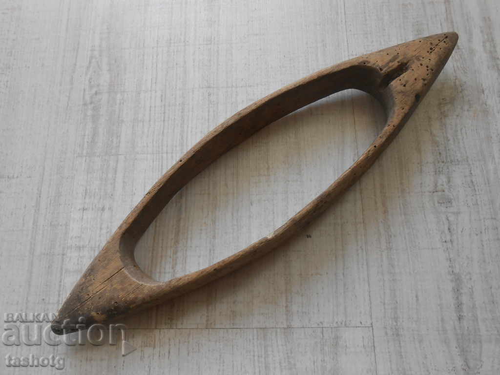 LOT OF OLD WOOD INSTRUMENTS! SQUARE VRETENO HURKA with price 9.80 BGN | € 5.01 LOT OF OLD WOOD INSTRUMENTS! SQUARE VRETENO HURKA with price 9.80 BGN | € 5.01