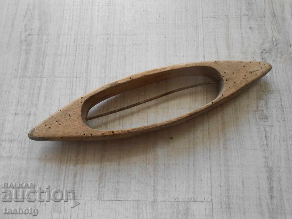 Auction LOT OF OLD WOOD INSTRUMENTS! SQUARE VRETENO HURKA Auction LOT OF OLD WOOD INSTRUMENTS! SQUARE VRETENO HURKA