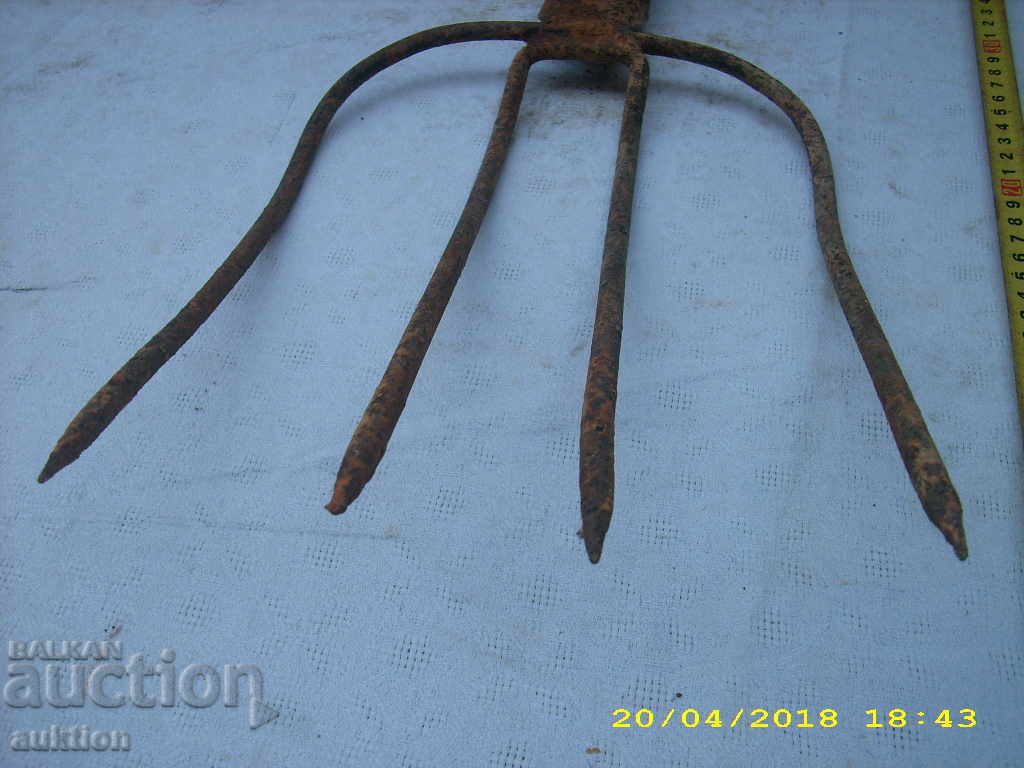 Δημοπρασία ΒΙΛΛΑ STARA HORSES ΓΙΑ SENO, NABODA Δημοπρασία ΒΙΛΛΑ STARA HORSES ΓΙΑ SENO, NABODA