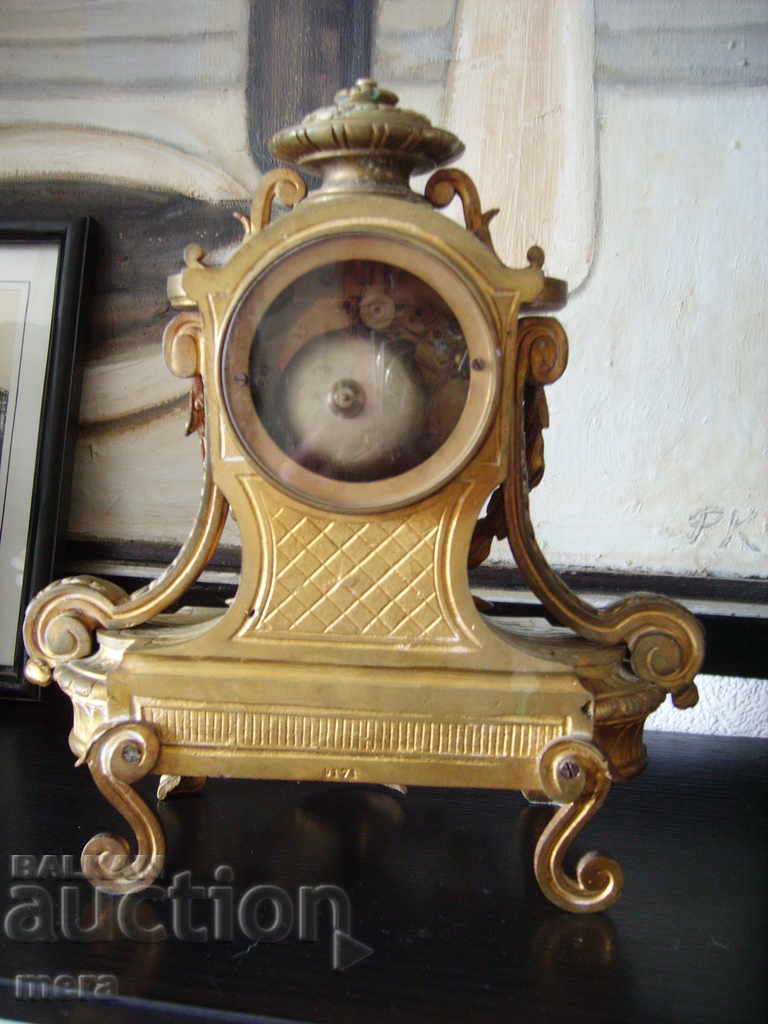 Delivery of Ancient French fireplace clock Delivery of Ancient French fireplace clock