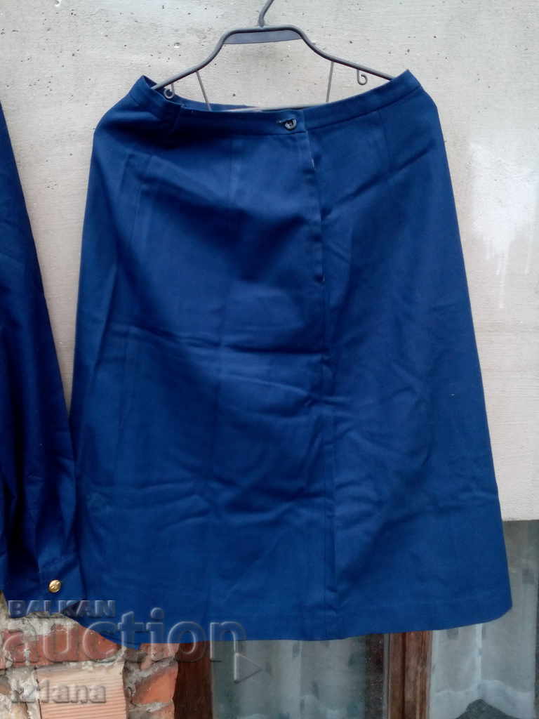 Doamna uniformă poștală - 6