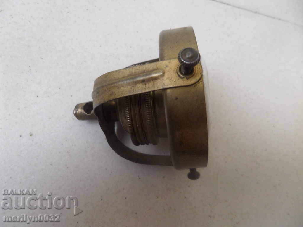 Auction Old socket with holder for lamp shade brass lamp lantern chandelier Auction Old socket with holder for lamp shade brass lamp lantern chandelier