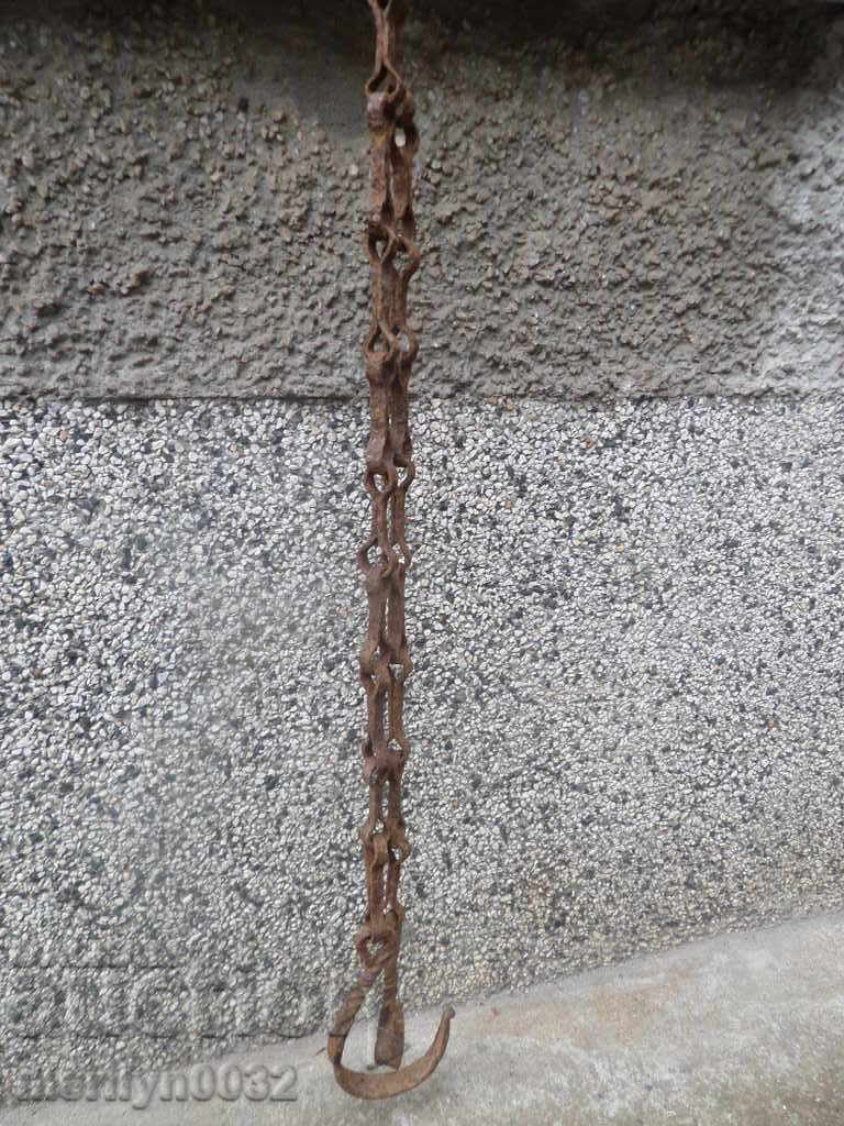 Παράδοση Παλιά αλυσίδα από σφυρήλατο σίδερο με γάντζο, αλυσίδα με γάντζο εστίας Παράδοση Παλιά αλυσίδα από σφυρήλατο σίδερο με γάντζο, αλυσίδα με γάντζο εστίας