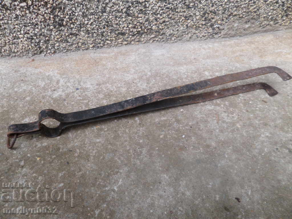 Old hand forged dilaf, wrought iron, mask - 6 Old hand forged dilaf, wrought iron, mask - 6