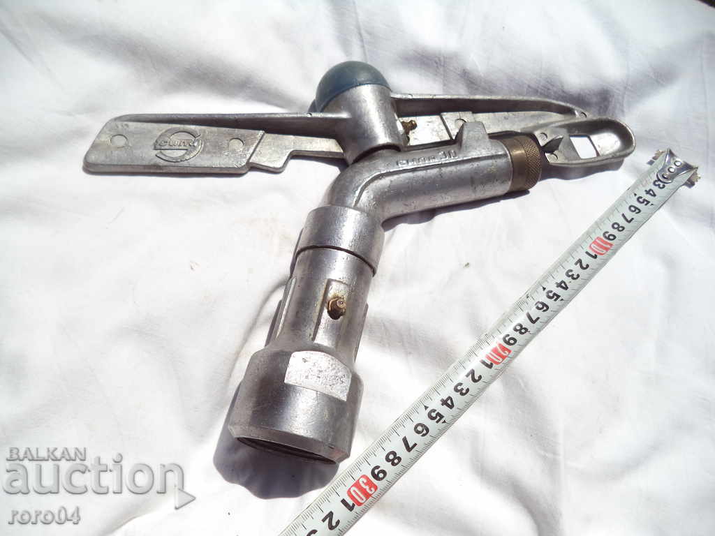 LARGE OLD ALUMINUM IRRIGATION CRANE - POWER 30 - 6 LARGE OLD ALUMINUM IRRIGATION CRANE - POWER 30 - 6