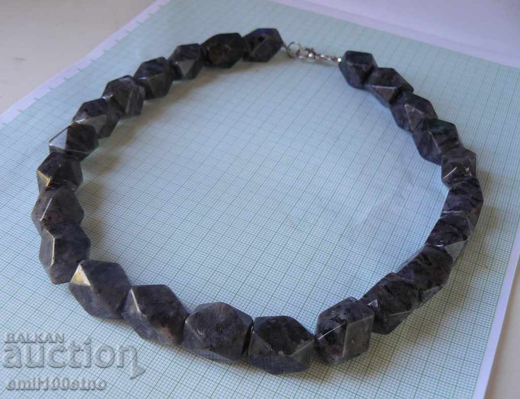 Delivery of Gerdan - Necklace made of natural stones Delivery of Gerdan - Necklace made of natural stones