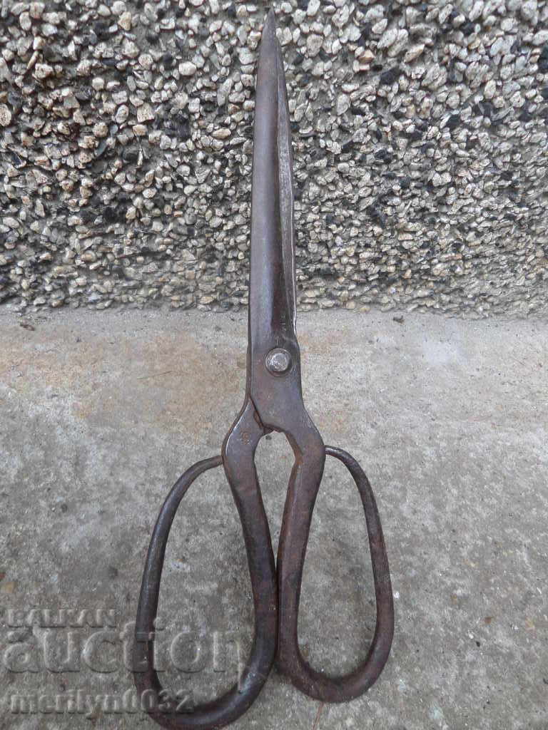 Renaissance forged scissors, wrought iron with price 49.00 BGN | € 25.05 Renaissance forged scissors, wrought iron with price 49.00 BGN | € 25.05
