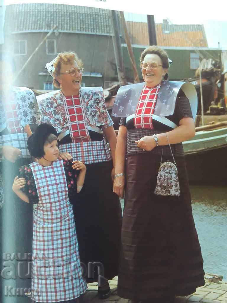 Auction Holland - a multilingual album Auction Holland - a multilingual album