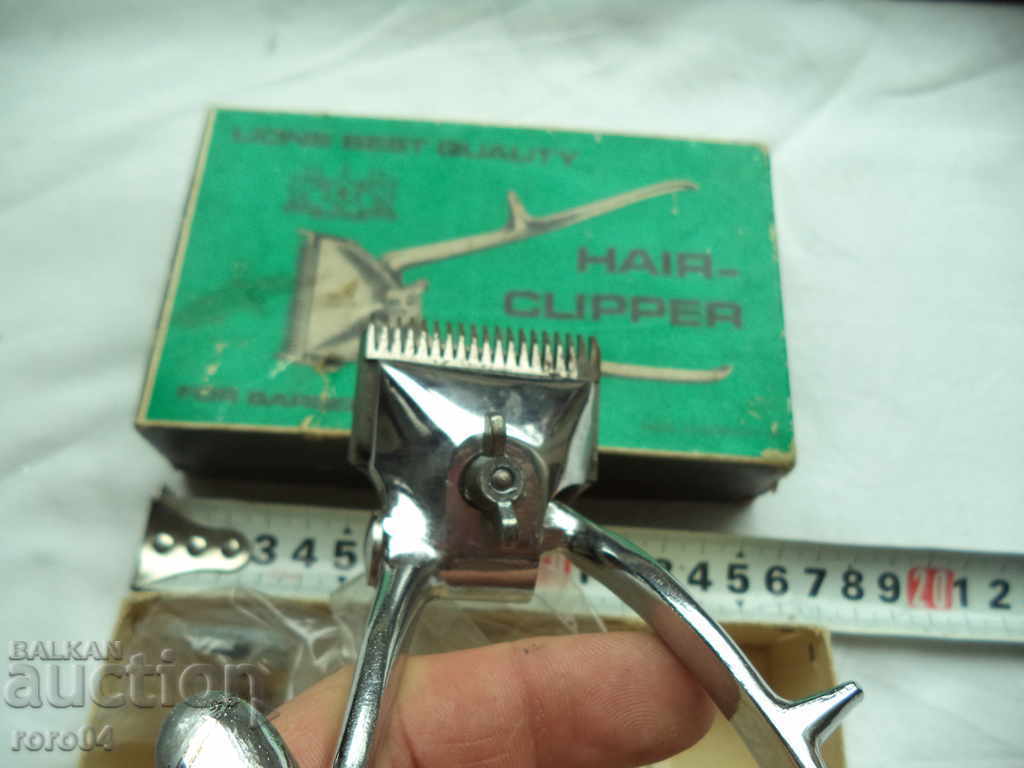 Delivery of CUTTING MACHINE Delivery of CUTTING MACHINE