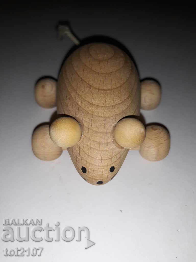 SMALL WOODEN MOUSE