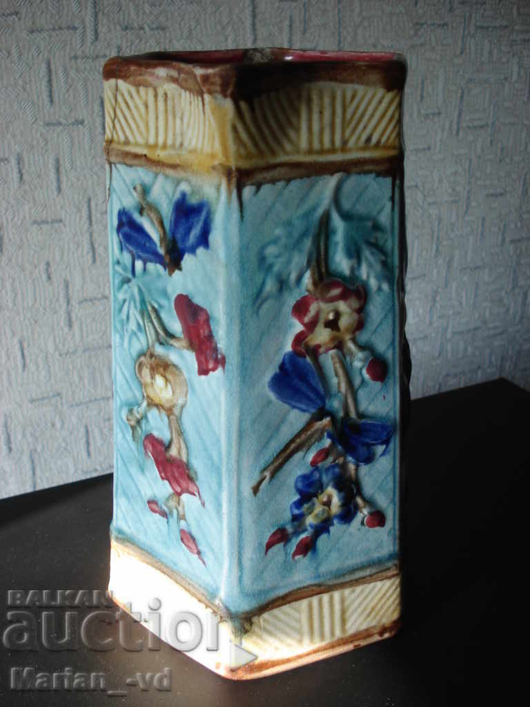 An old porcelain jug - 7 An old porcelain jug - 7