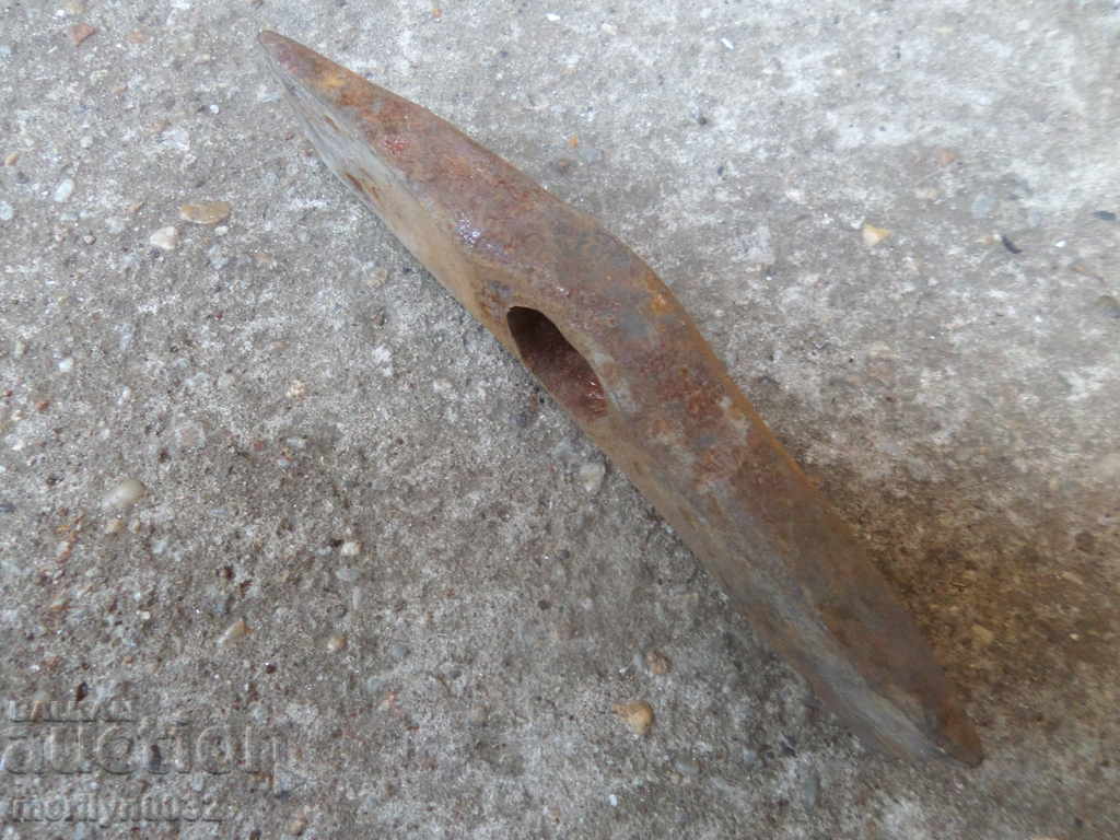Delivery of An old hammer hammer, tool, tool Delivery of An old hammer hammer, tool, tool