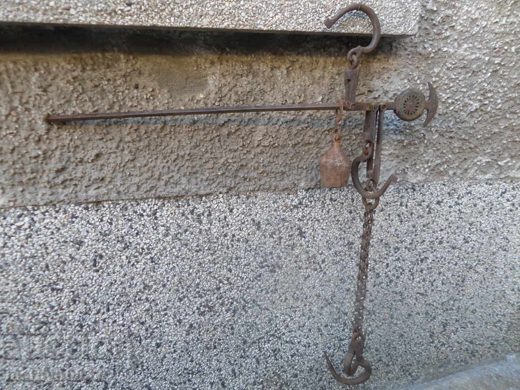 Ottoman scales with top, scale, weights, wrought iron with price 97.00 BGN | € 49.60 Ottoman scales with top, scale, weights, wrought iron with price 97.00 BGN | € 49.60