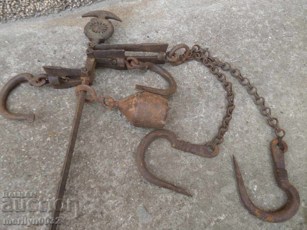 Ottoman scales with top, scale, weights, wrought iron - 7 Ottoman scales with top, scale, weights, wrought iron - 7