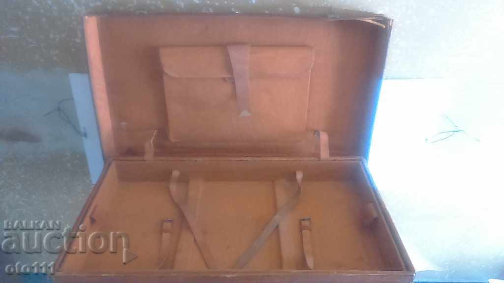 Аукцион СТАР ГОЛЯМ КОЖЕН КУФАР ОТ ЦАРСКО ВРЕМЕ Аукцион СТАР ГОЛЯМ КОЖЕН КУФАР ОТ ЦАРСКО ВРЕМЕ