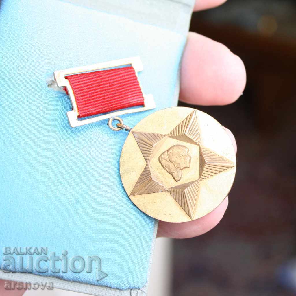 Delivery of Medal Mint Mint Pouch Delivery of Medal Mint Mint Pouch